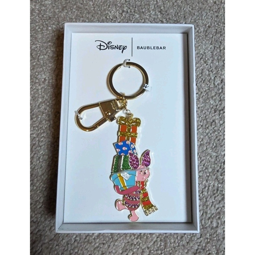 Baublebar Disney Christmas Winnie The‎ Pooh Piglet 2D Bag Charm New - Picture 2 of 4